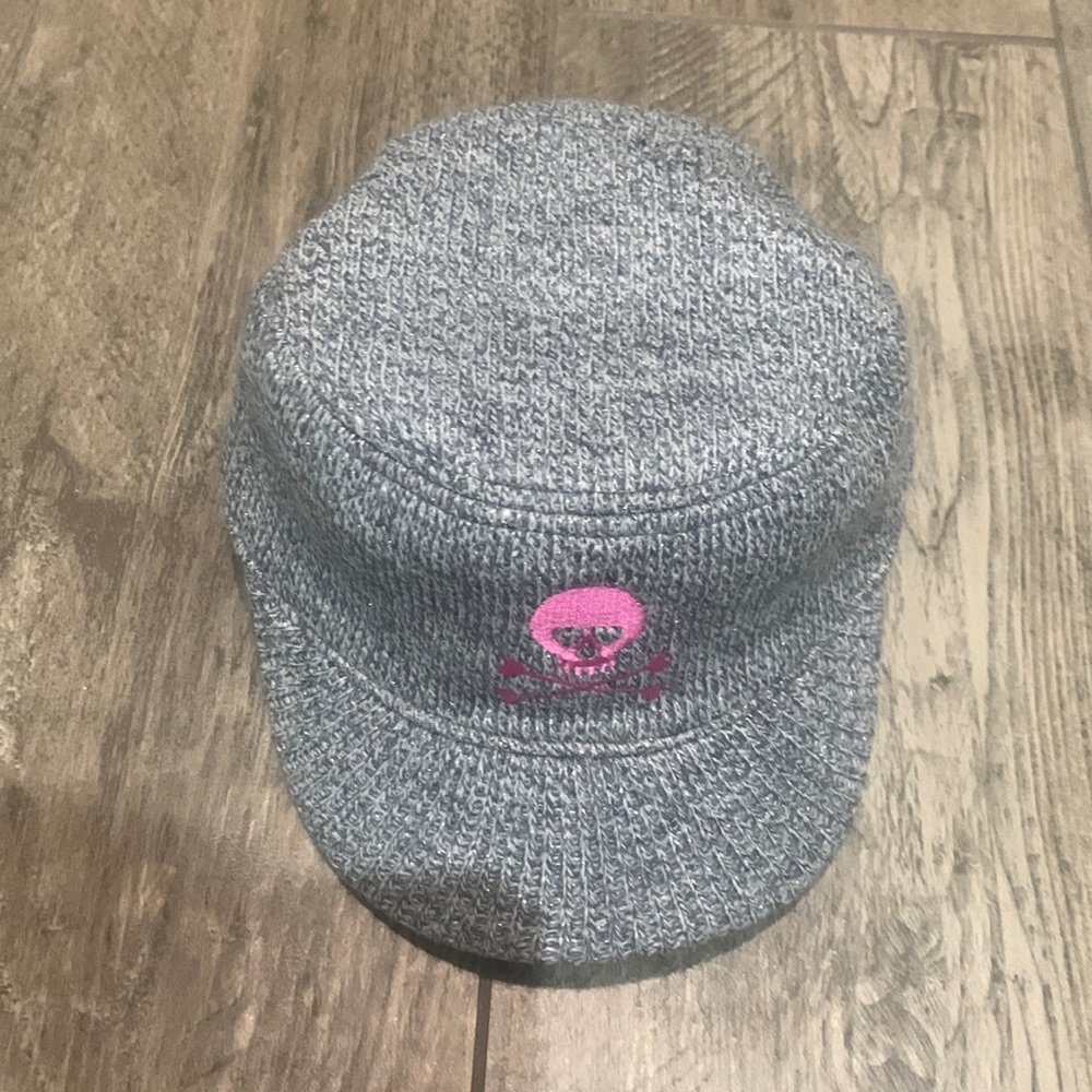 SoCal hat with pink details